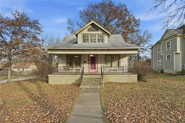$199,900 | 409 North Delaware Street, Butler, MO 64730