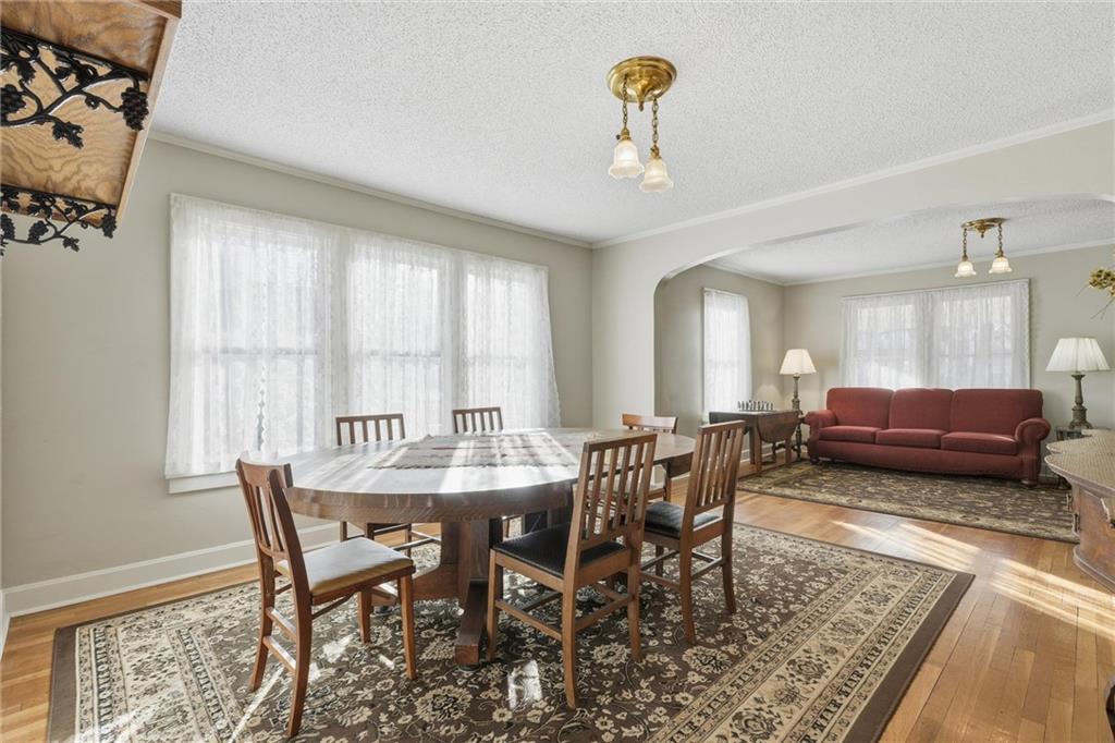 409 North Delaware Street Butler, MO 64730 - Photo 6 of 35