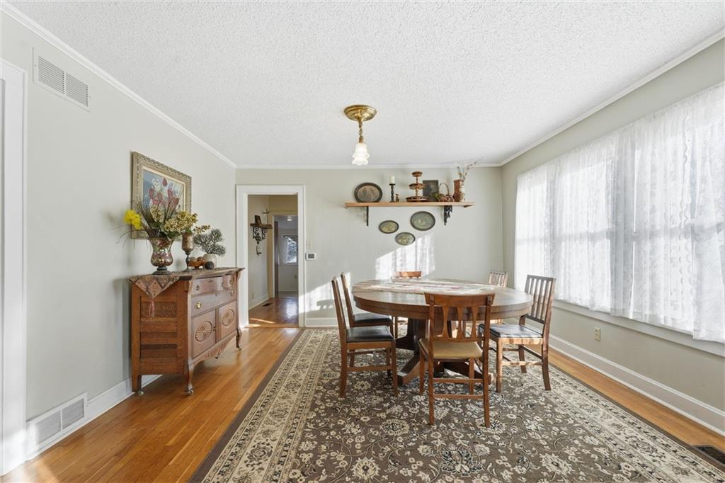 409 North Delaware Street Butler, MO 64730 - Photo 7 of 35