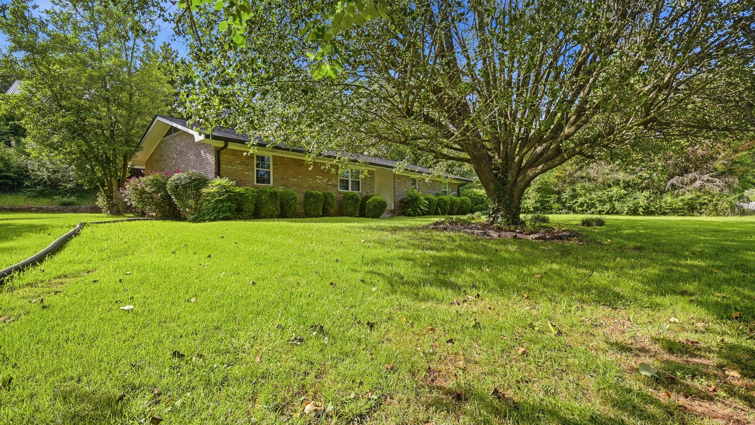 9121 North Hickory Valley Road Chattanooga, TN 37416 - Photo 22 of 27 4_9121 n hickory valley rd-4