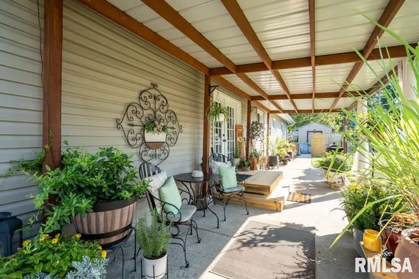 $199,900 | 516 South 8th Street, Herrin, IL 62948