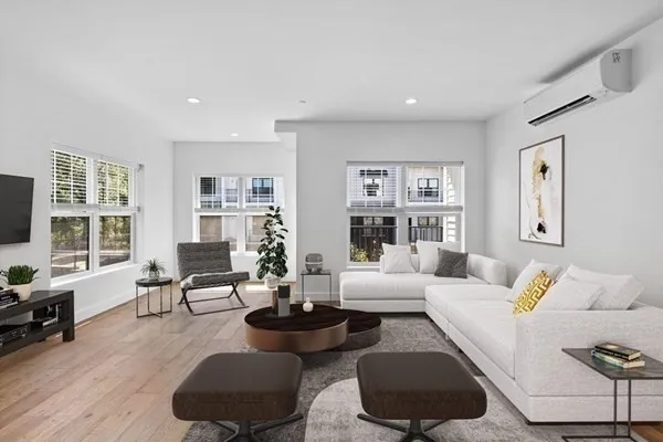 $4,750 | 635 Main Street, Unit TH6, Wilmington, MA 01887