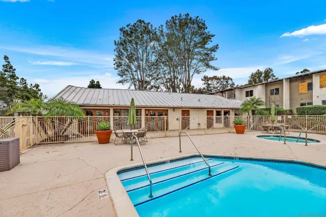 $550,000 | 1810 South El Camino Real, Unit 101, Encinitas, CA 92024