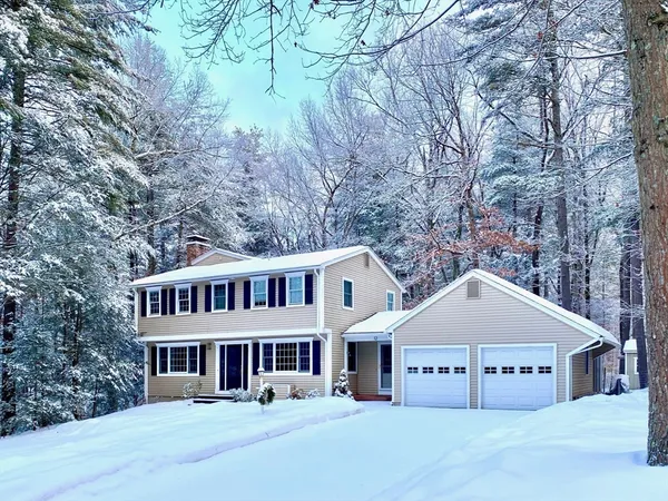 $850,000 | 12 Kettle Pond Road, Amherst, MA 01002