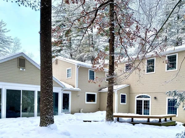 $850,000 | 12 Kettle Pond Road, Amherst, MA 01002