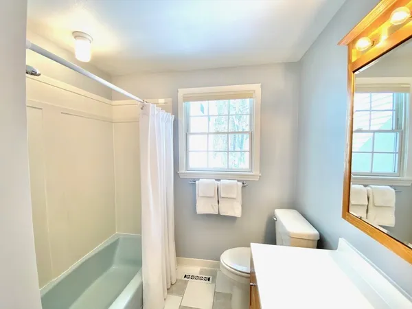 $850,000 | 12 Kettle Pond Road, Amherst, MA 01002
