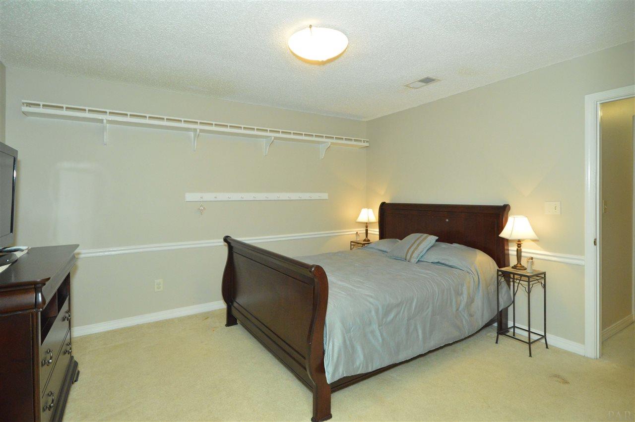 5156 Rowe Trail Pace, FL 32571 - Photo 21 of 43 Gallery Image 21