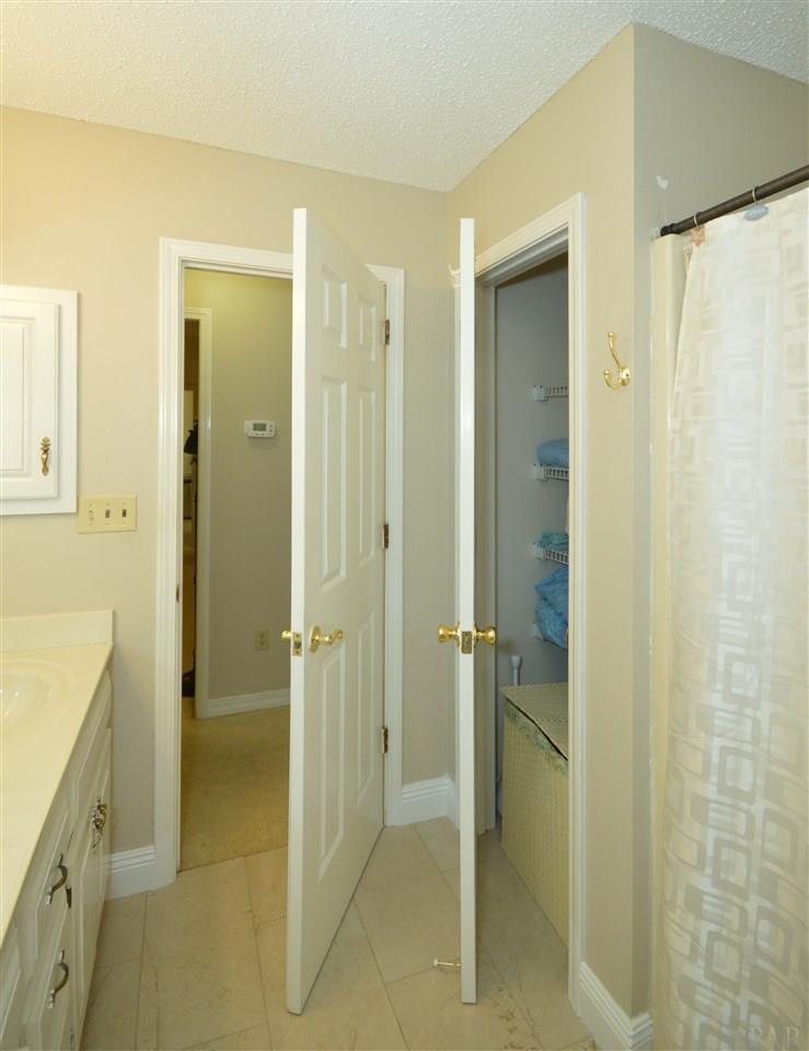 5156 Rowe Trail Pace, FL 32571 - Photo 25 of 43 Gallery Image 25