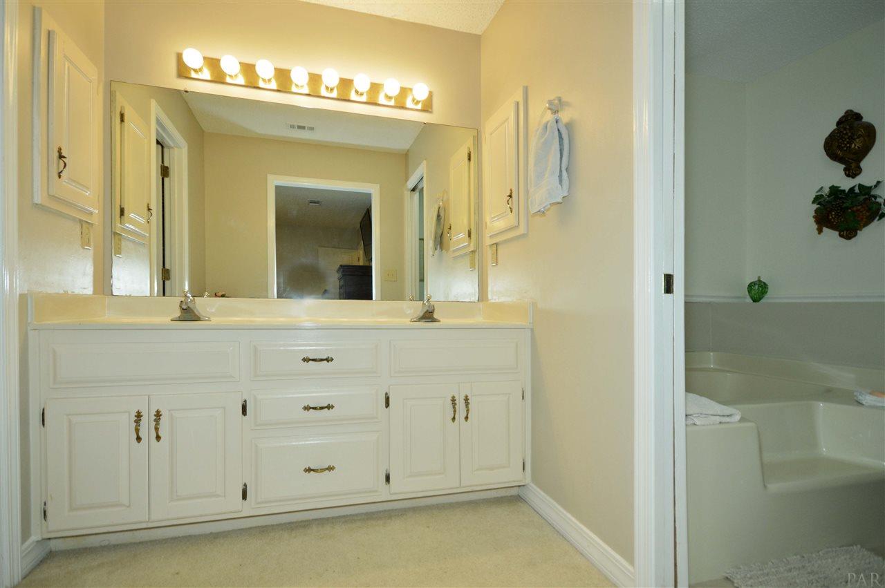 5156 Rowe Trail Pace, FL 32571 - Photo 30 of 43 Gallery Image 30