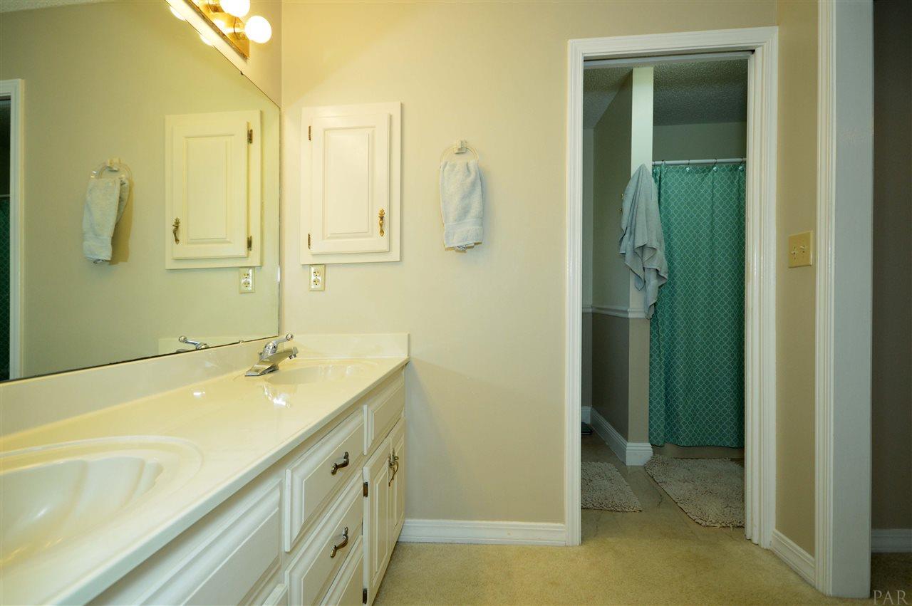 5156 Rowe Trail Pace, FL 32571 - Photo 31 of 43 Gallery Image 31