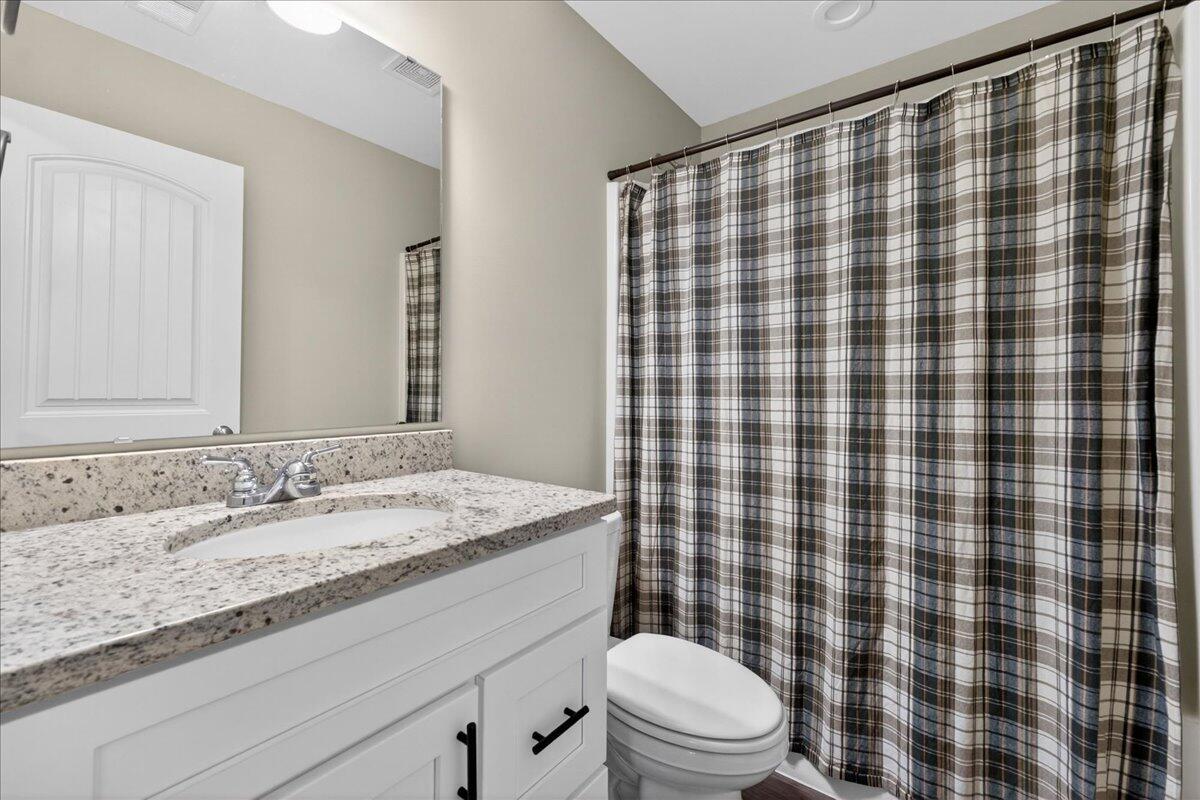 116 Elmwood Avenue Pinewood, SC 29125 - Photo 12 of 23 17-janiley aguirre - DSC02877