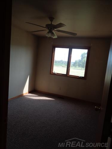 26207 Pratt Road Richmond, MI 48062 - Photo 16 of 20