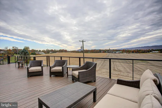 $949,000 | 6573 Irvine Drive, Mercersburg, PA 17236