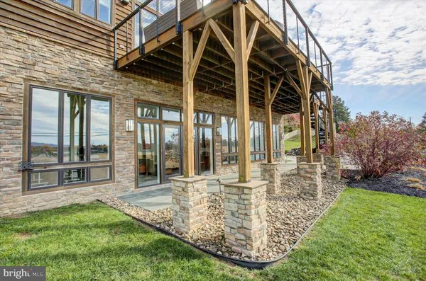 $949,000 | 6573 Irvine Drive, Mercersburg, PA 17236