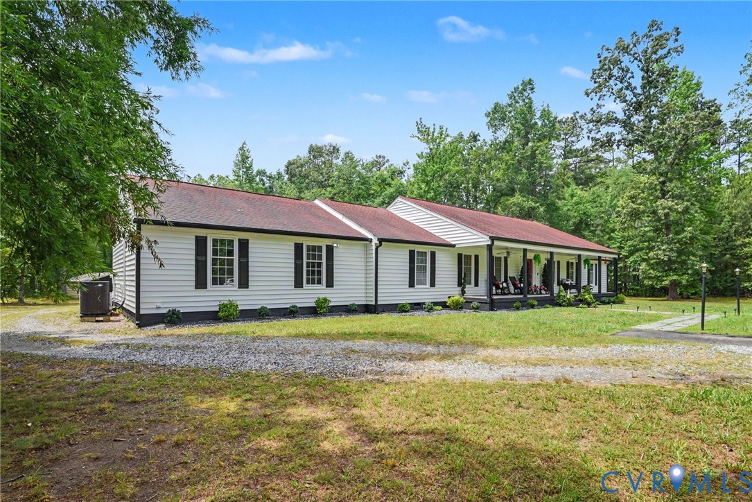 9820 Beaver Bridge Road Chesterfield, VA 23838 - Photo 2 of 54 Single-story residence featuring white siding and