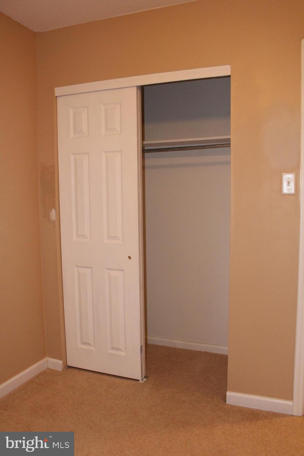 98 Farmhouse Road Sicklerville, NJ 08081 - Photo 15 of 21