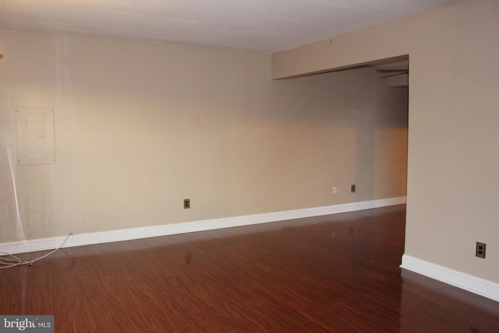 98 Farmhouse Road Sicklerville, NJ 08081 - Photo 3 of 21