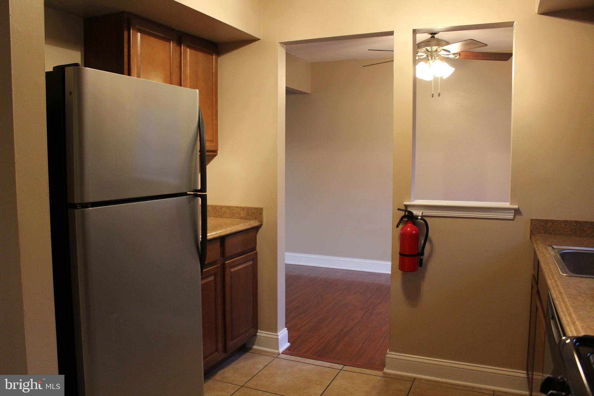 98 Farmhouse Road Sicklerville, NJ 08081 - Photo 6 of 21