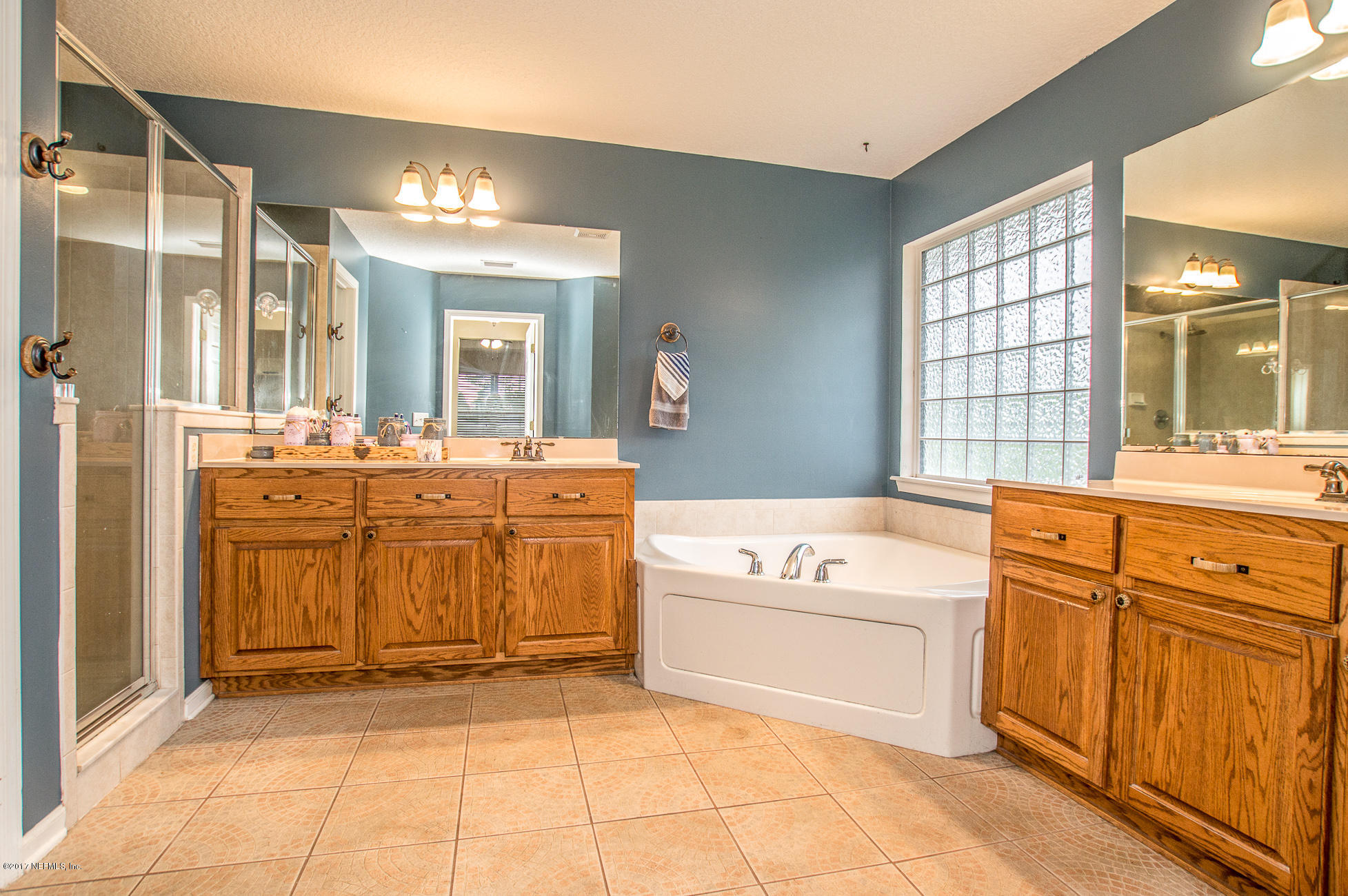 2864 Longleaf Ranch Circle Middleburg, FL 32068 - Photo 11 of 40 Master Bath