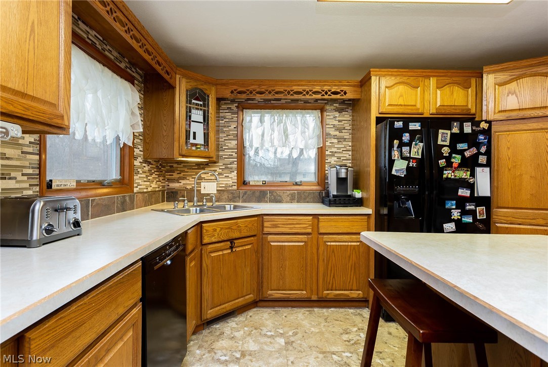 9982 Fair Road Strongsville, OH 44149 - Photo 9 of 35 Gallery Image 9