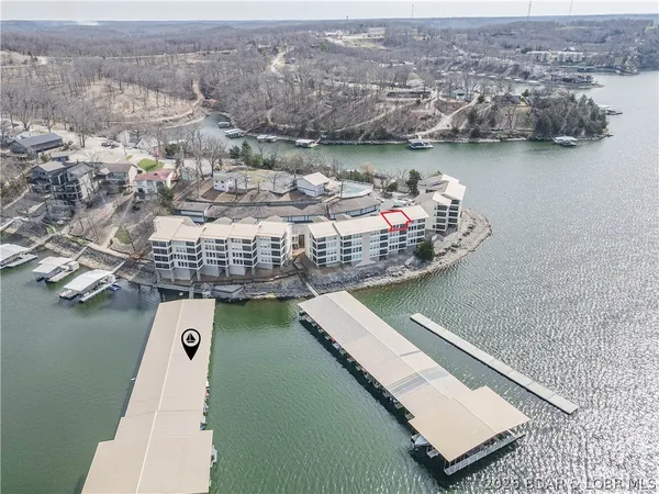 $274,900 | 60 Branch Road, Unit 242, Lake Ozark, MO 65049