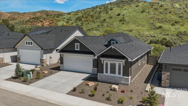 $599,990 | 6519 East Richter Drive, Eagle, ID 83629