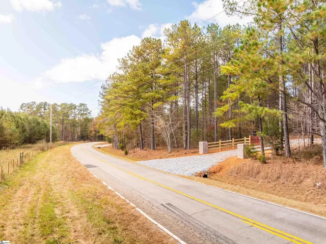 $199,999 | 7 Mill Pine Road, Liberty, SC 29657