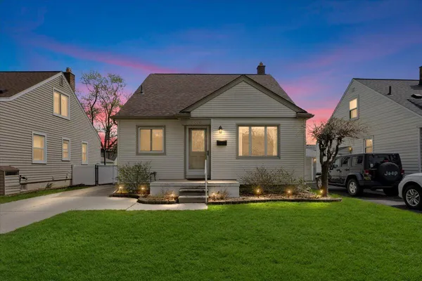 $475,000 | 2236 Tyler Avenue, Berkley, MI 48072