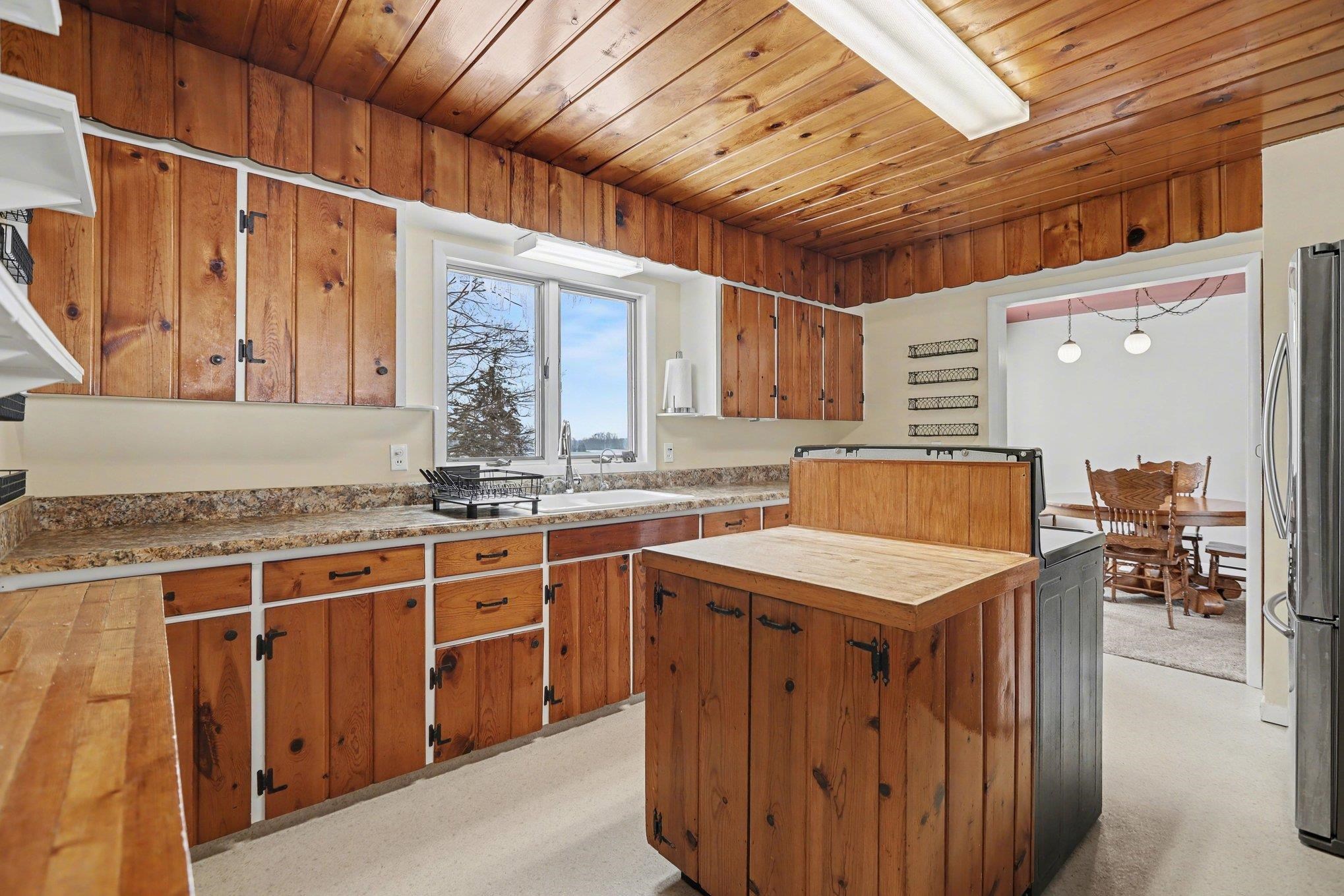 10555 East 48 Road Cadillac, MI 49601 - Photo 8 of 28 1943099-bc345521-a34e-40f2-82e0-5305a1502da9.JPG