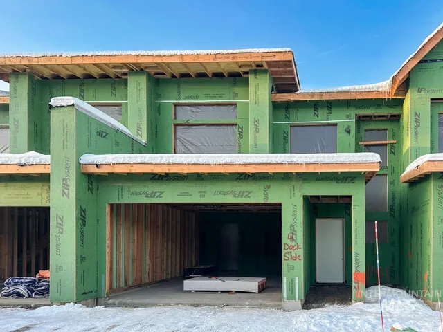 $1,649,000 | 4 Dockside Circle, Donnelly, ID 83615