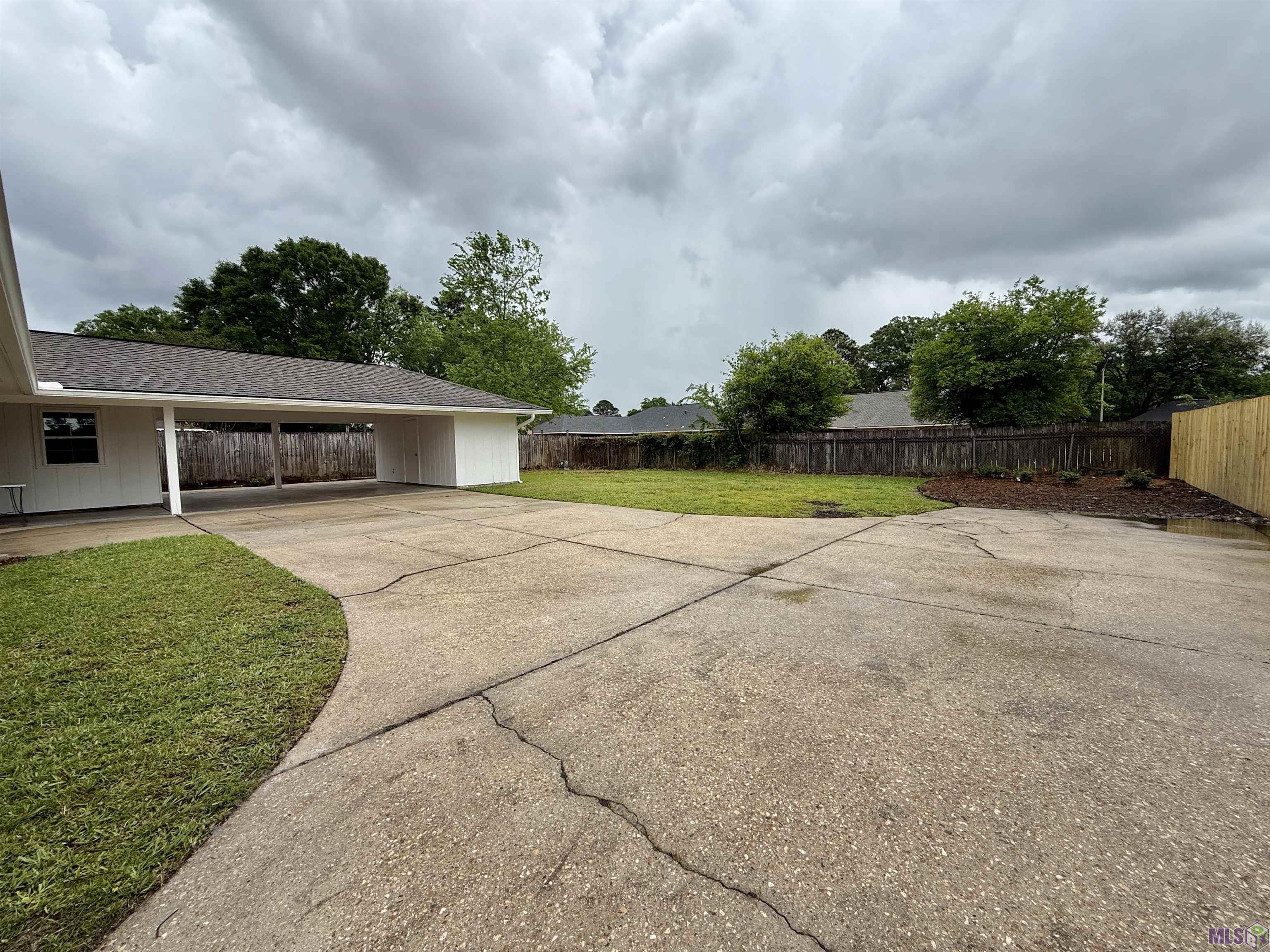 1404 Rue Desiree Baton Rouge, LA 70810 - Photo 17 of 18