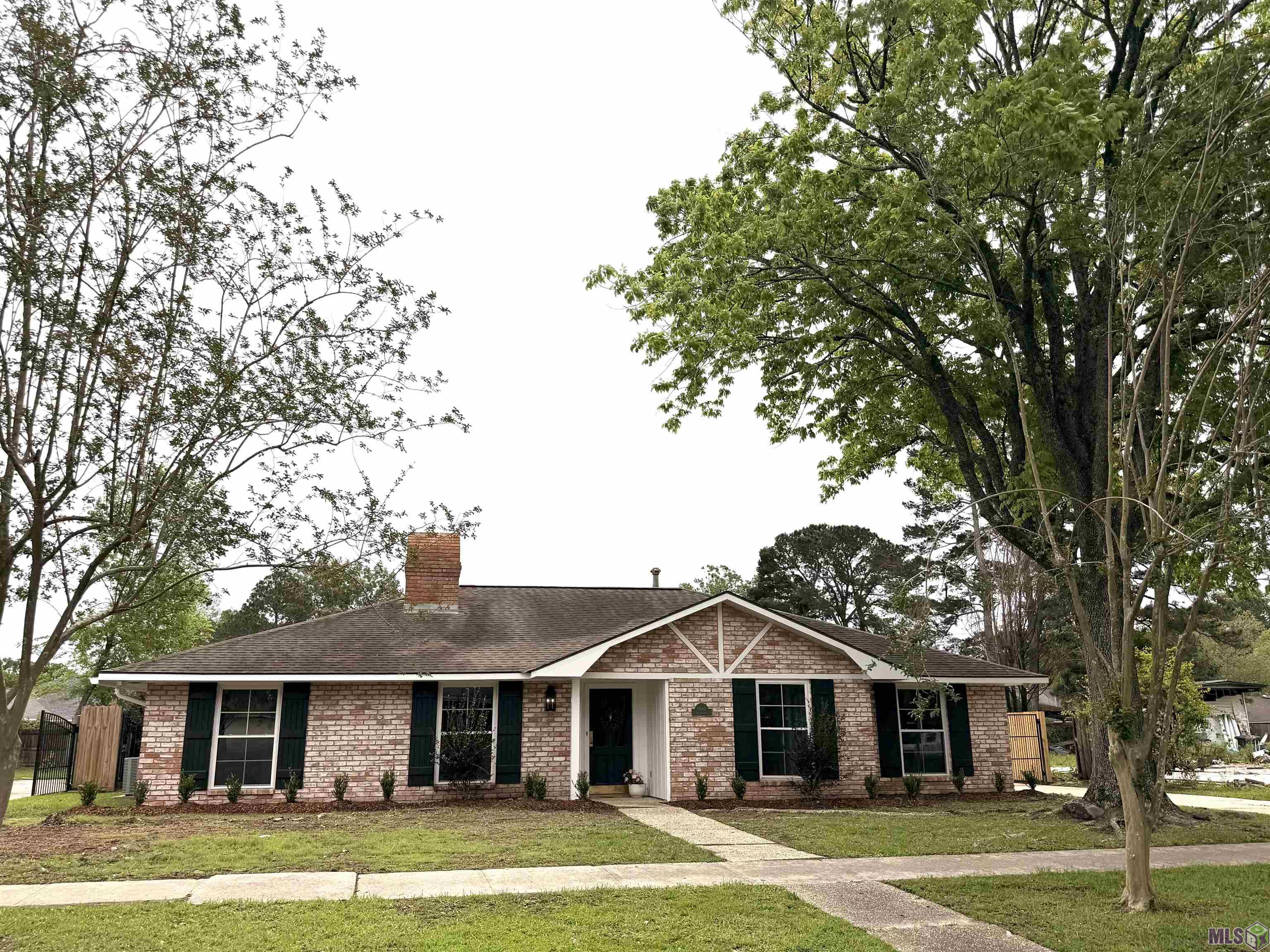 1404 Rue Desiree Baton Rouge, LA 70810 - Photo 2 of 18