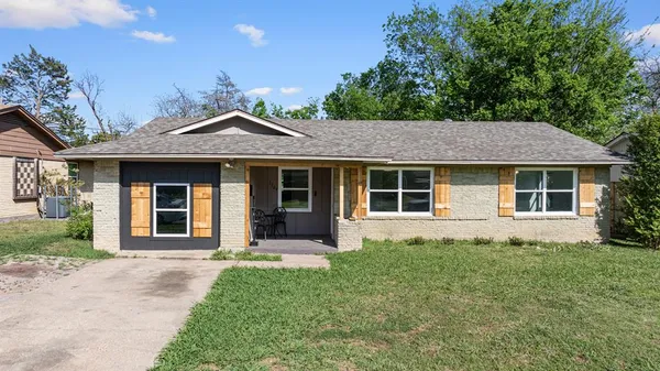 $2,400 | 1706 Dorothy Drive, Grand Prairie, TX 75051
