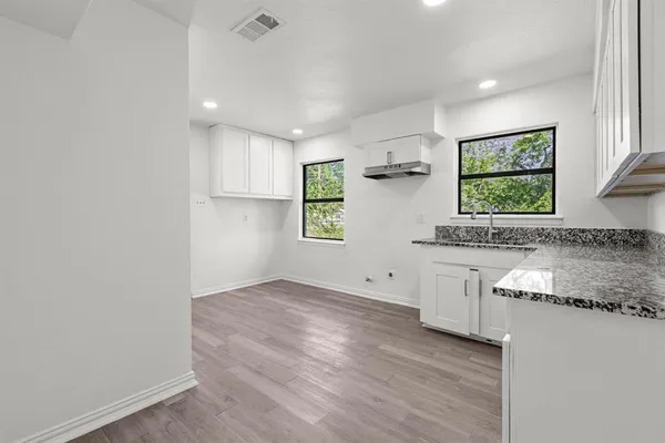 $2,400 | 1706 Dorothy Drive, Grand Prairie, TX 75051