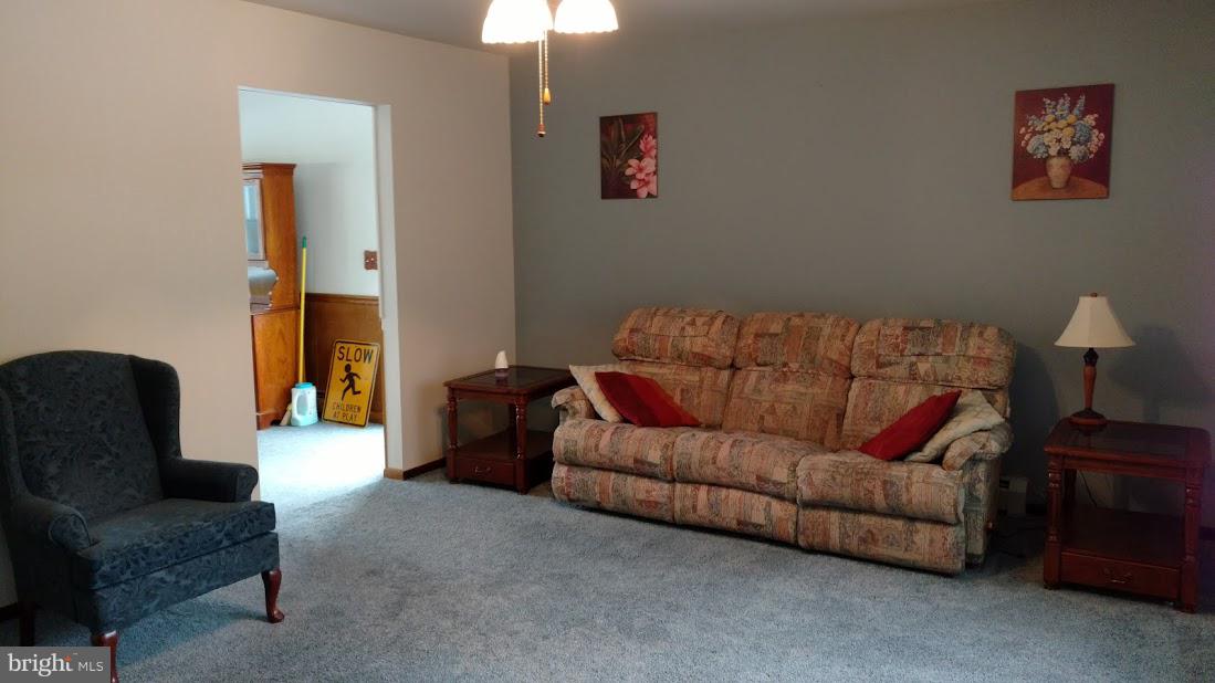 934 Mt Zion Road Lebanon, PA 17046 - Photo 4 of 25 Gallery Image 4