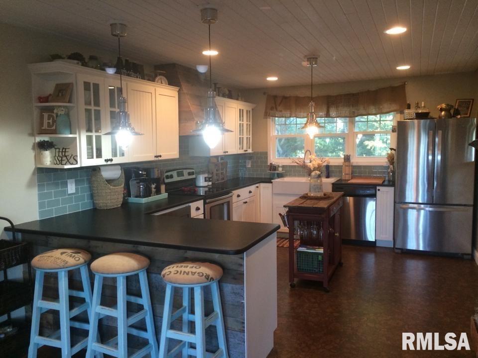 20404 West Smithville Road Trivoli, IL 61569 - Photo 12 of 62