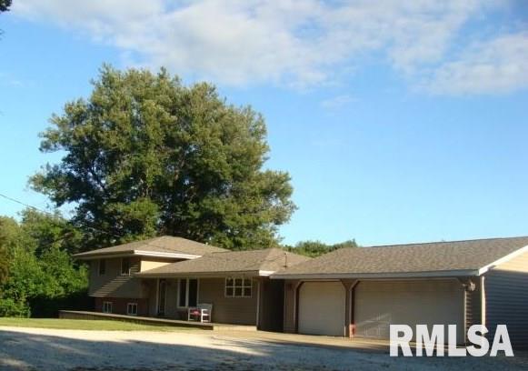 20404 West Smithville Road Trivoli, IL 61569 - Photo 2 of 62