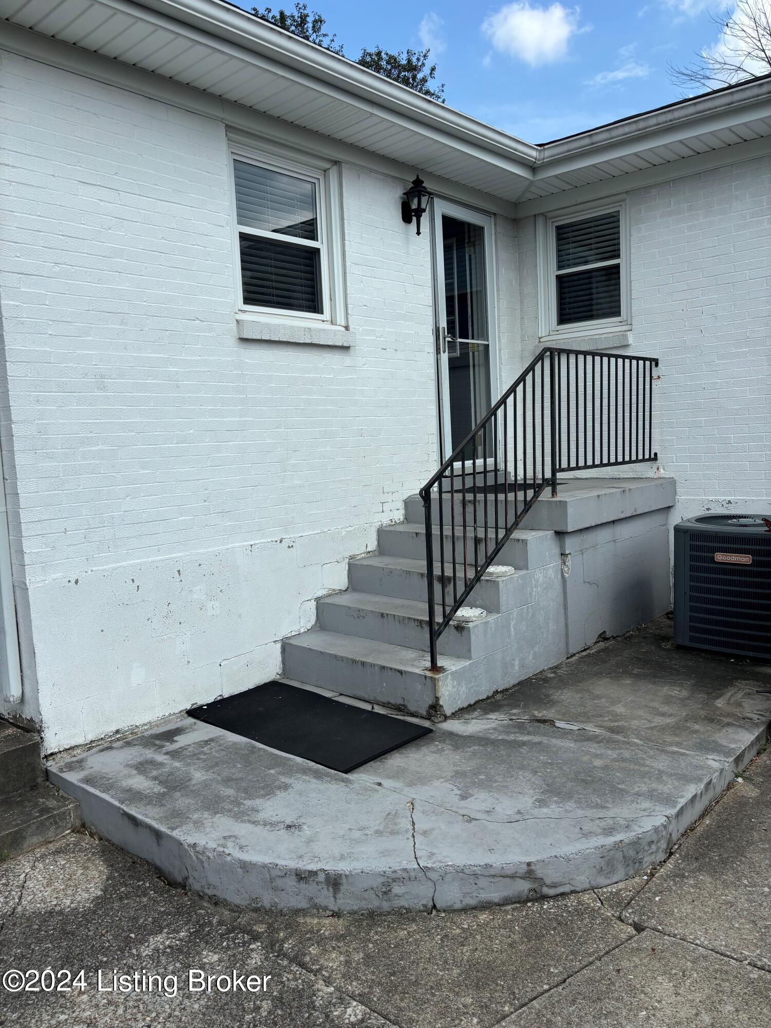 5407 Adkins Road Louisville, KY 40219 - Photo 4 of 21 Adkins 6
