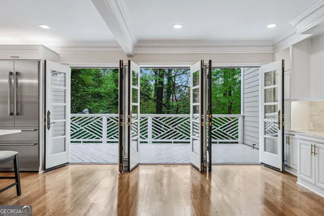 $1,100,000 | 53 Paces W Drive Northwest, Atlanta, GA 30327