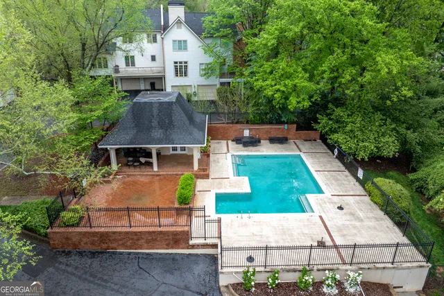 $1,100,000 | 53 Paces W Drive Northwest, Atlanta, GA 30327