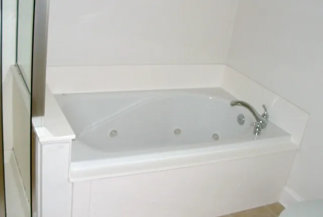 $2,295 | 300 Flowering Peach Court, Unit 204, Charleston, SC 29414