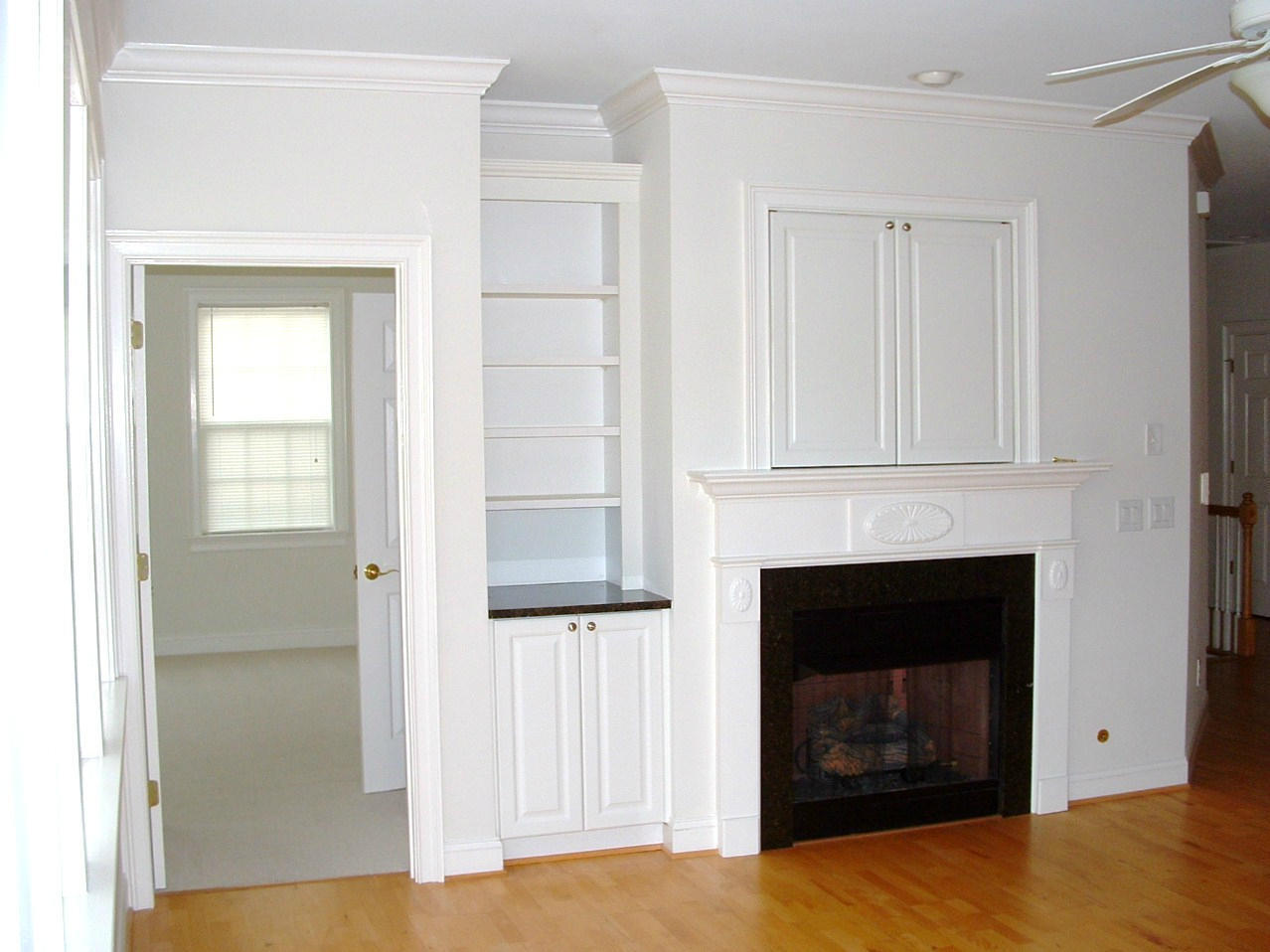 300 Flowering Peach Court, Unit 204 Charleston, SC 29414 - Photo 2 of 13 BUILTINS