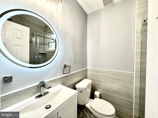 $495,000 | 2029 South 4th Street, Philadelphia, PA 19148