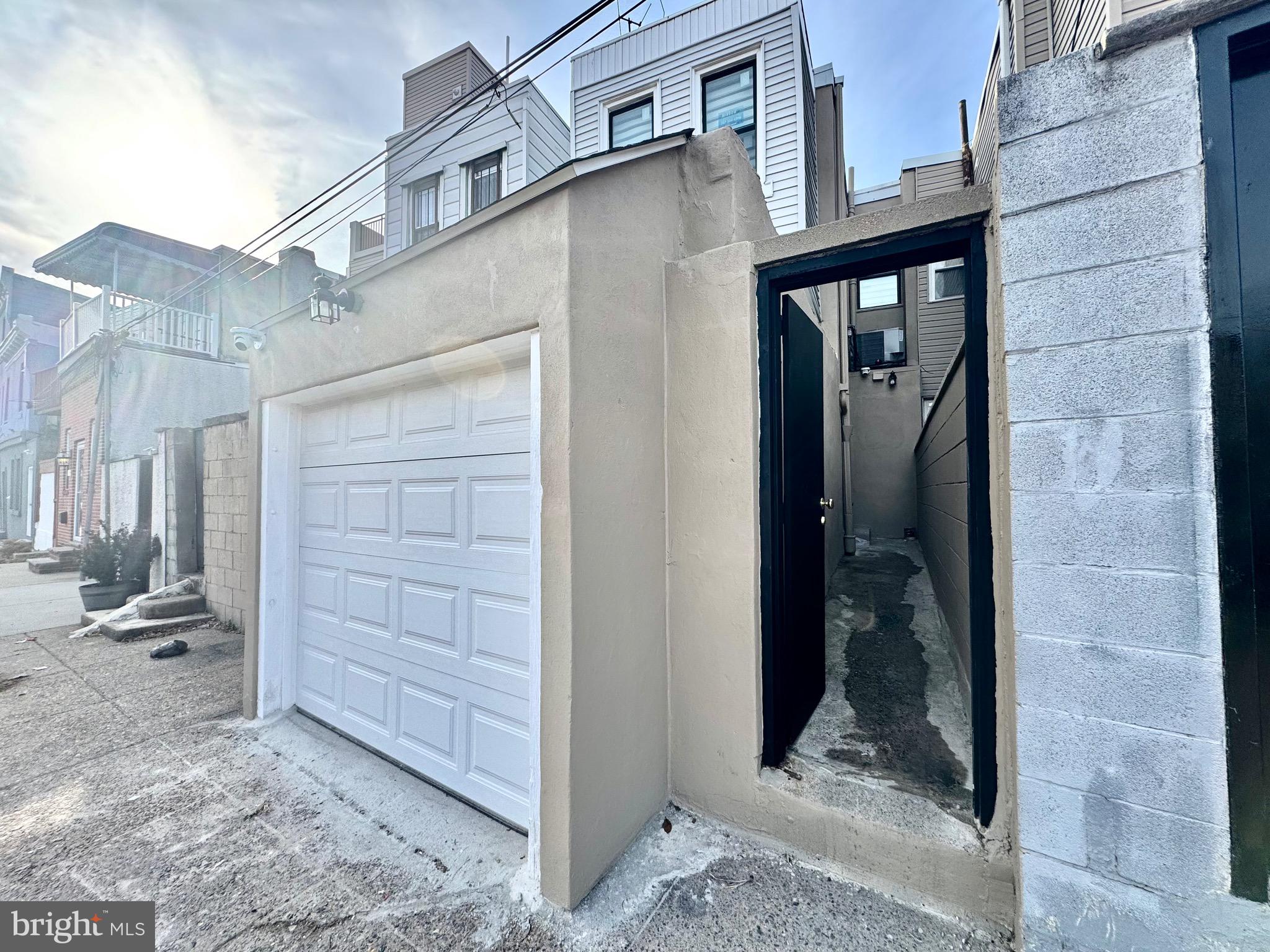 2029 South 4th Street Philadelphia, PA 19148 - Photo 44 of 49 Garage/back door