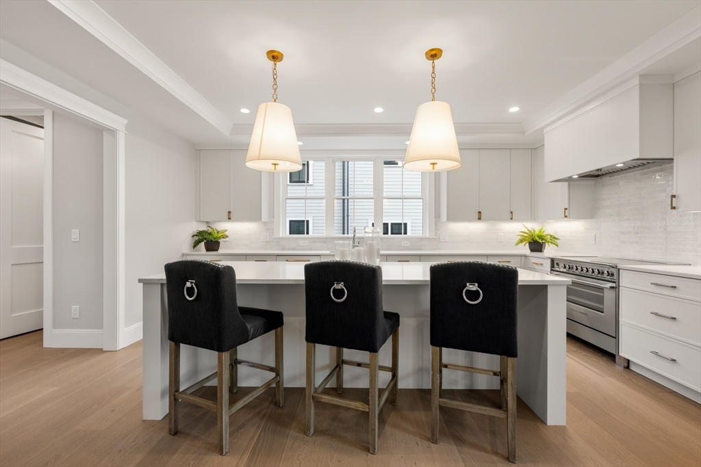 237 California Street, Unit 237 Newton, MA 02458 - Photo 2 of 41