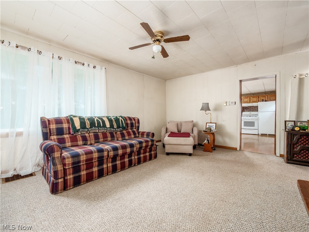 46601 Valley Road Caldwell, OH 43724 - Photo 6 of 34 Gallery Image 6