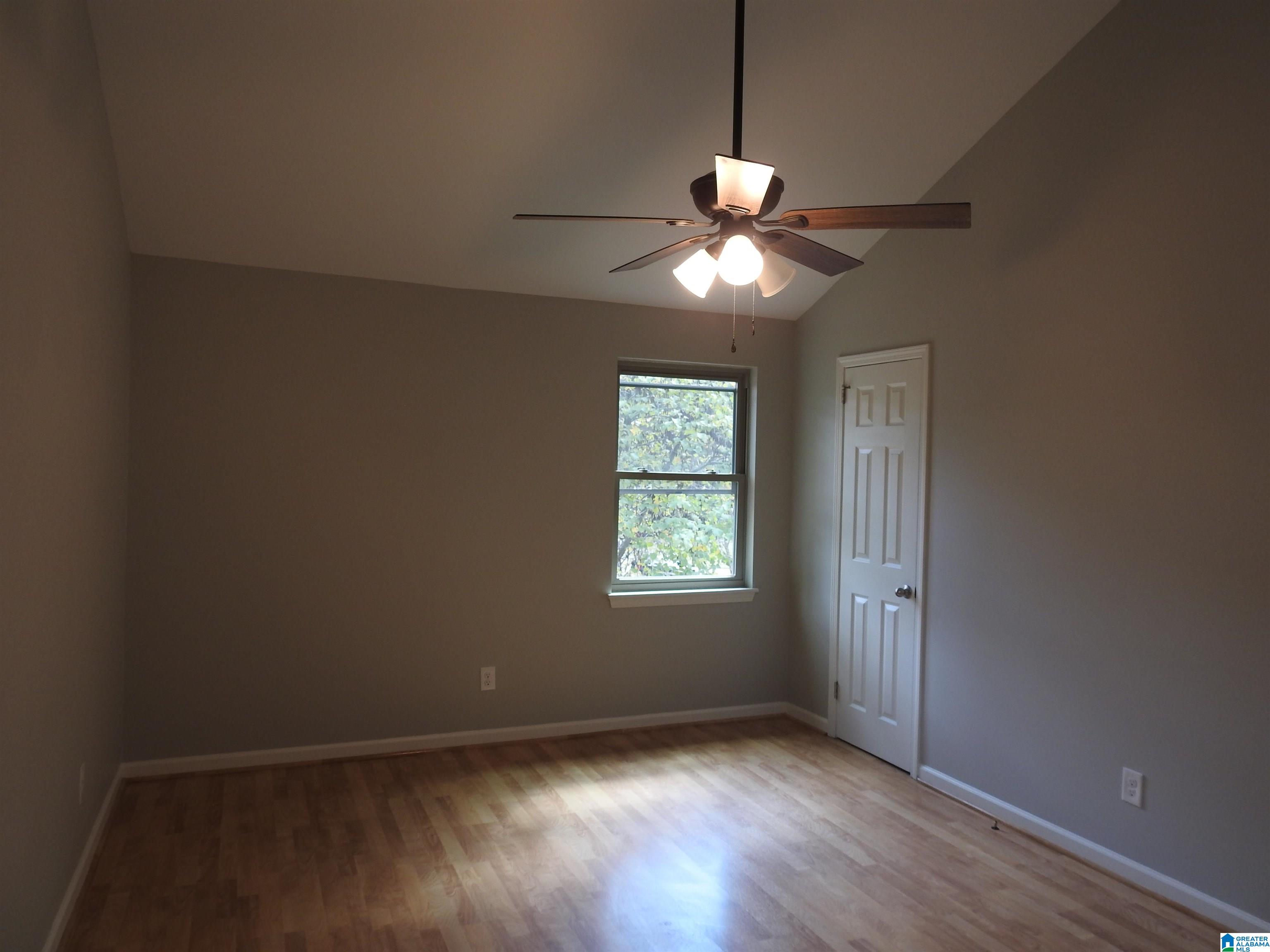 340 Comanche Street Montevallo, AL 35115 - Photo 15 of 28