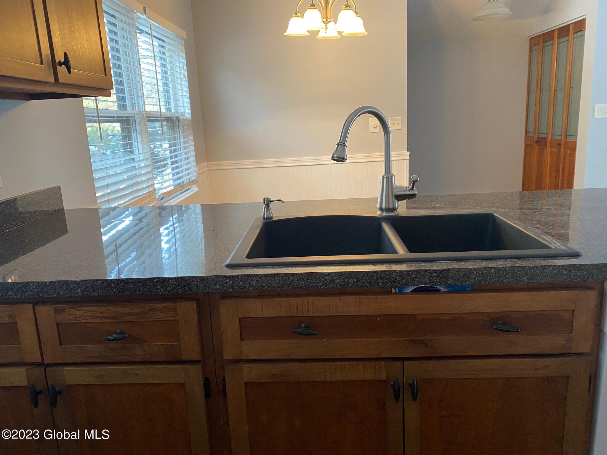 9 Wake Robin Road Malta, NY 12020 - Photo 15 of 17 FB6C8511-ED6F-44C6-A855-4AE43E0AF205