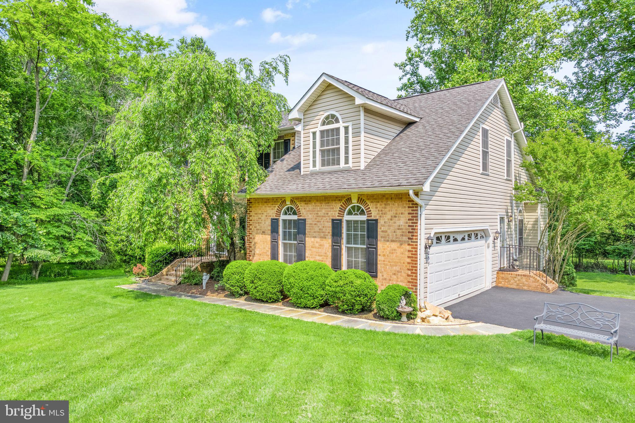 7059 Kelly Road Warrenton, VA 20187 - Photo 3 of 75 Gallery Image 3