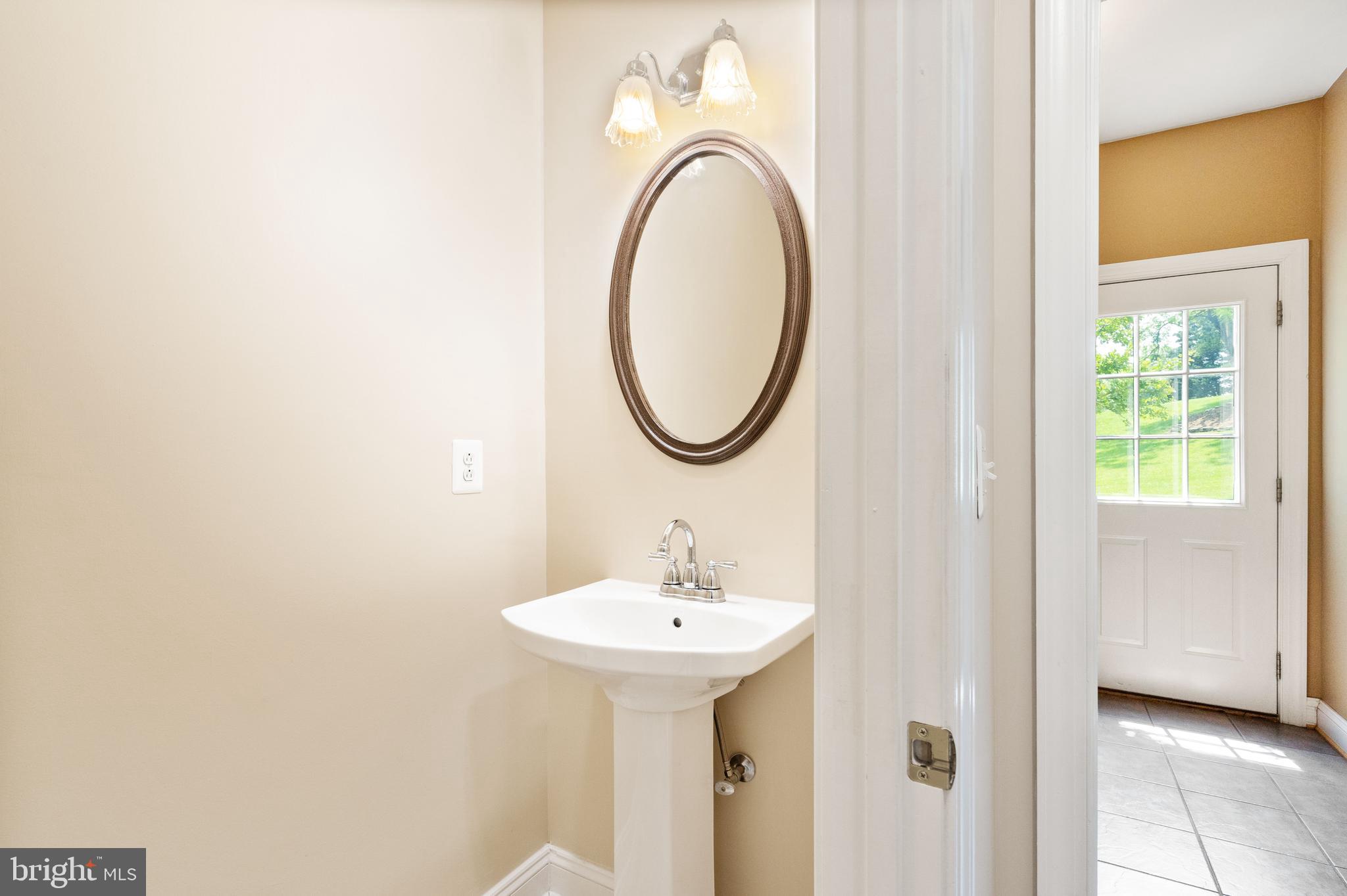 7059 Kelly Road Warrenton, VA 20187 - Photo 31 of 75 Gallery Image 31